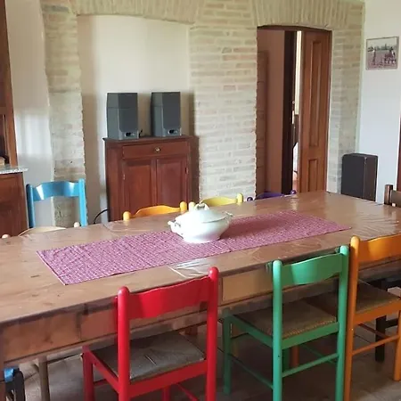Casale Paris 아파트 *