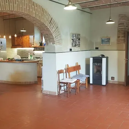 Casale Paris 아파트 *